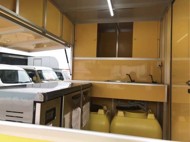 2槽シンクタンク、コールドテーブル 2槽シンクタンク、コールドテーブル