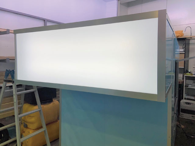 電飾看板付きキッチンカーの写真2 電飾看板付きキッチンカーの写真2